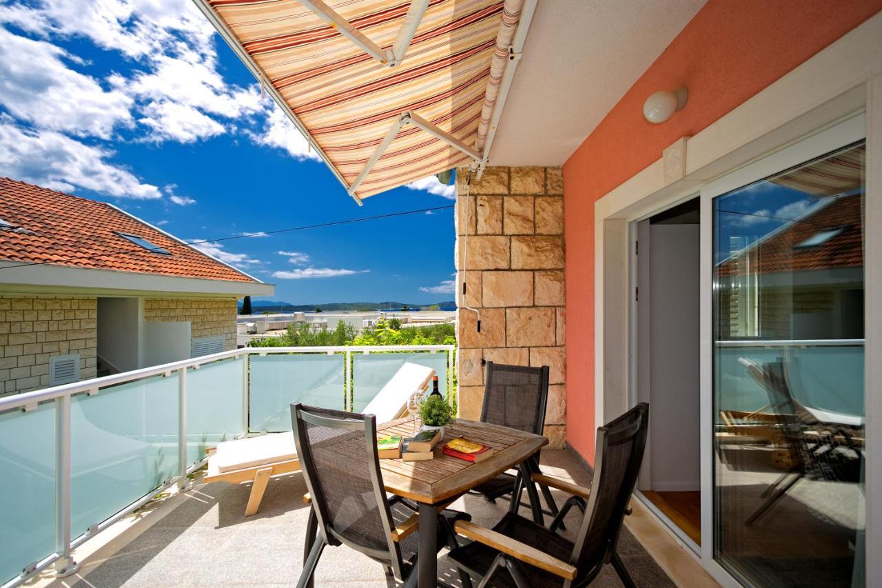 Terrace Apartment Hvar Town Luaran gambar